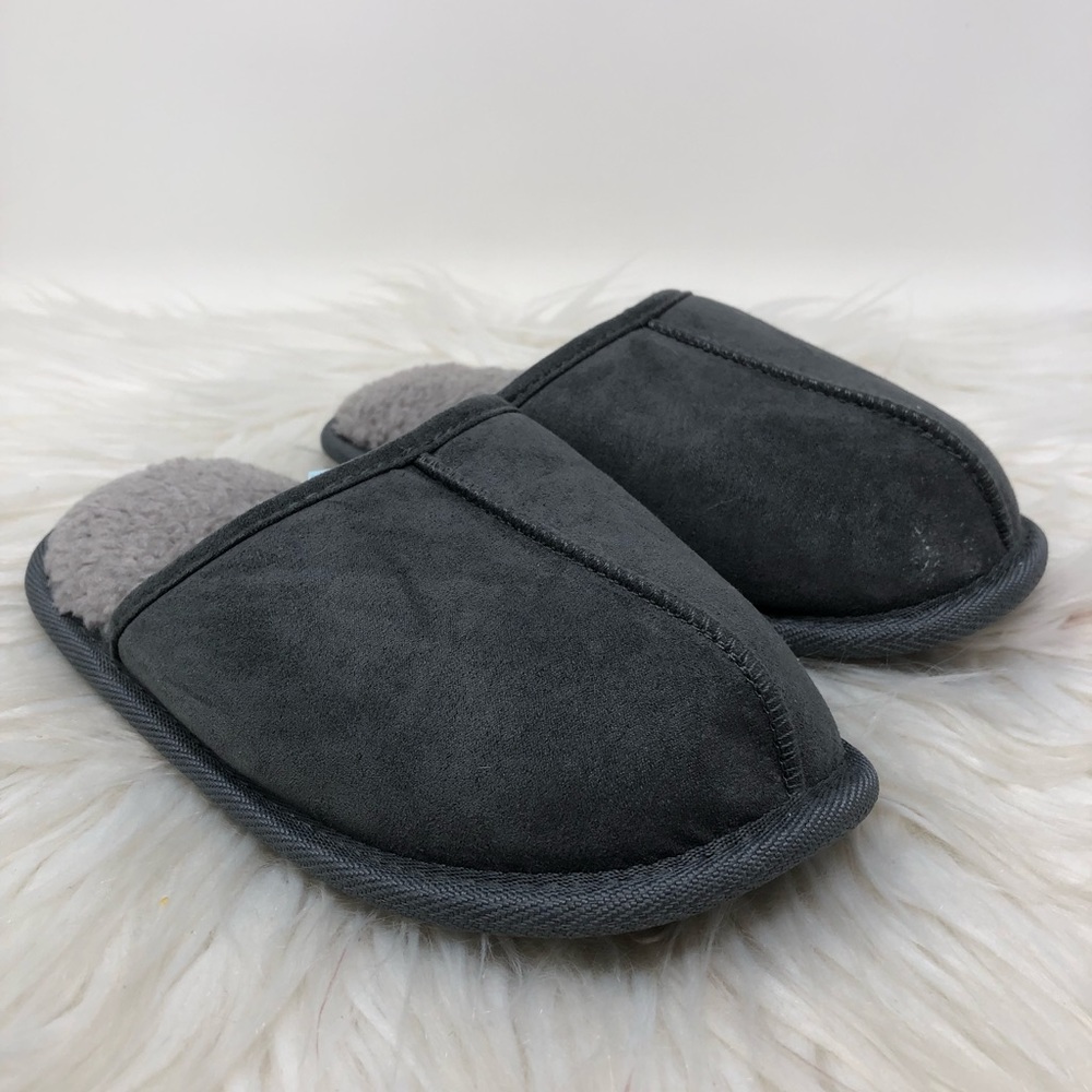 Cat & Jack toddler boys Slippers